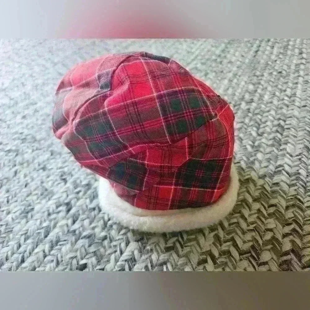 Hand Crafted Hat,‎  lined,  Plaid, Vintage     AA20